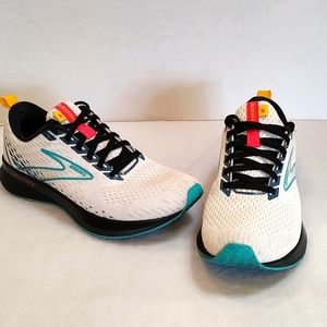 Brooks Levitate 5 Women's Running Shoe 7.5